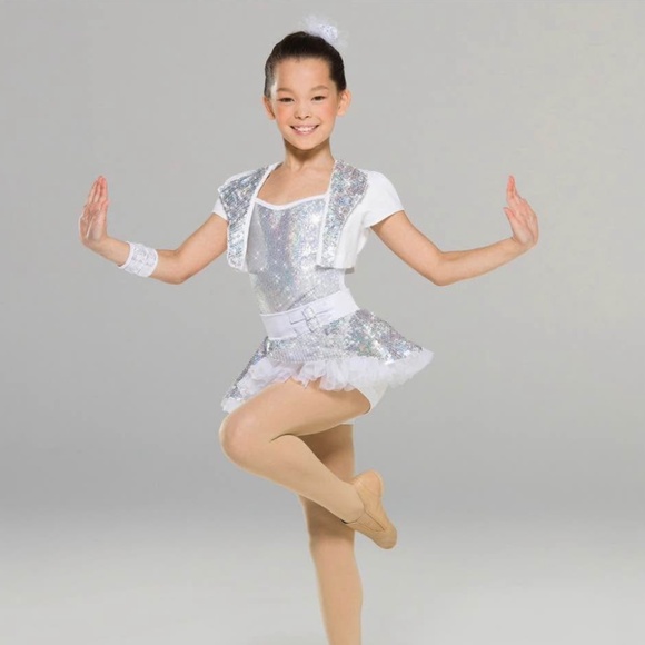 Revolution- Dancing Holiday Magic -LC - Picture 1 of 1